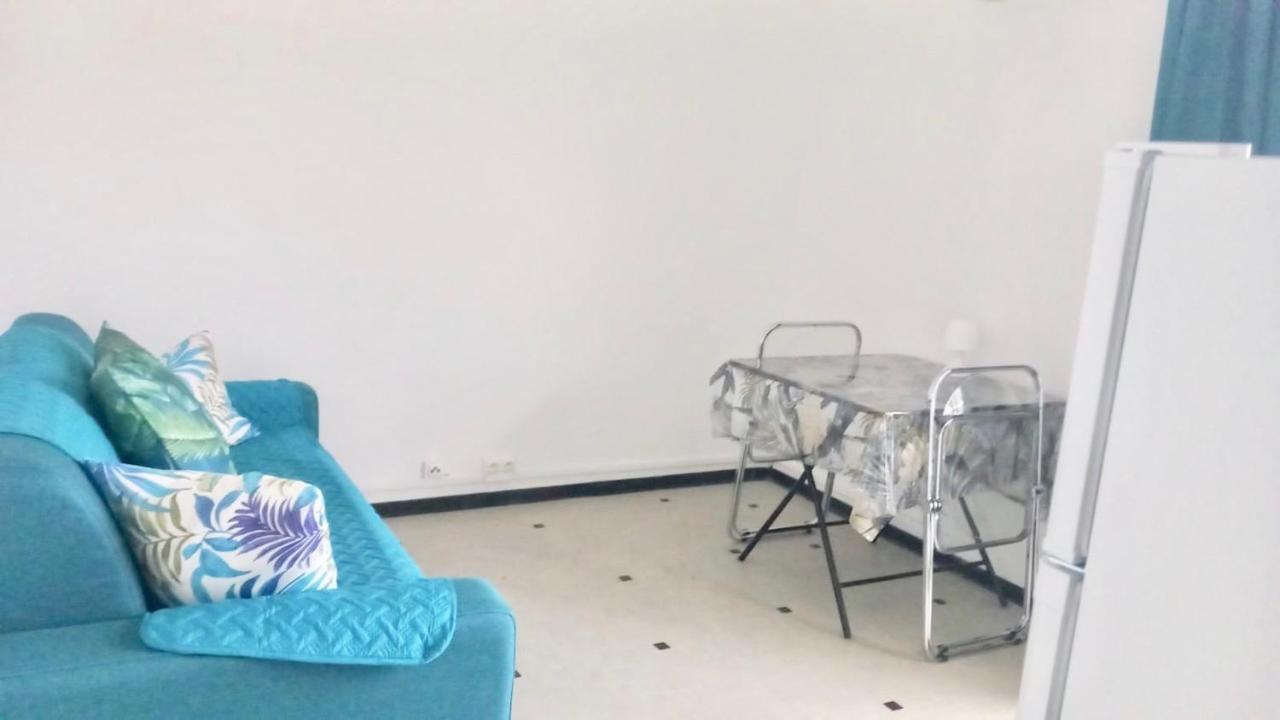 Studio Centre De 法兰西堡 外观 照片